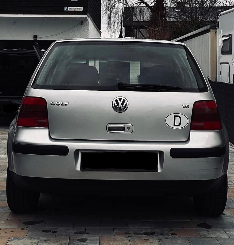 Gebraucht VW Golf IV 105 PS (77 kW) 2002 Grau Limousine