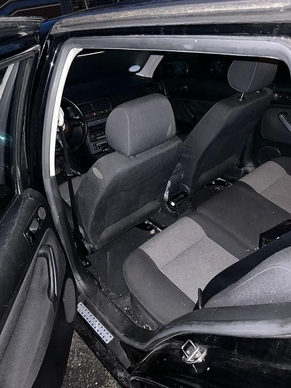 Gebraucht VW Golf IV 105 PS (77 kW) 2003 Schwarz Kleinwagen