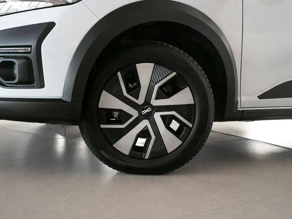 Gebraucht Dacia Jogger Expression 141 PS (103 kW) 2025 Weiss Van / Kleinbus