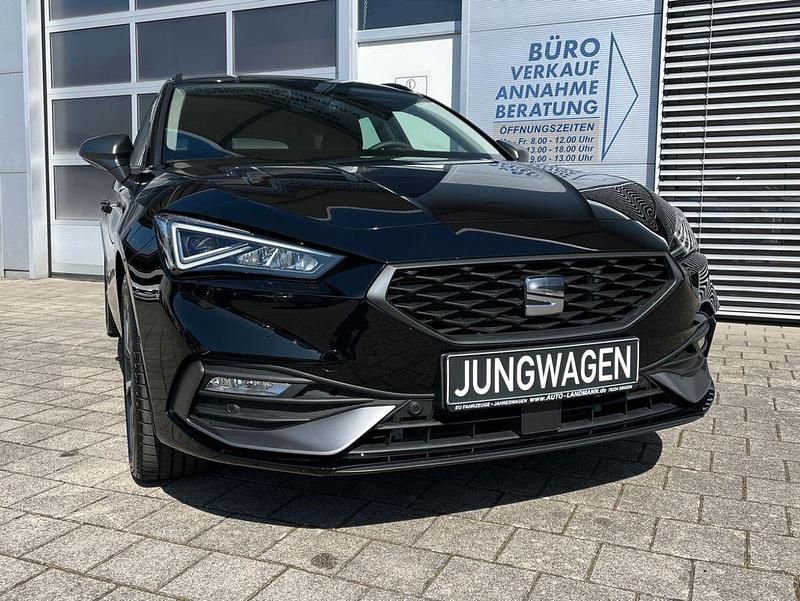 Schwarz Gebraucht 2023 Seat Leon ST 4Drive Kombi | 33.990 € (Teuer) - Bild 1/4