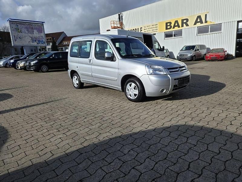 Gebraucht Citroën Berlingo 75 PS (55 kW) 2006 Silber Van / Kleinbus