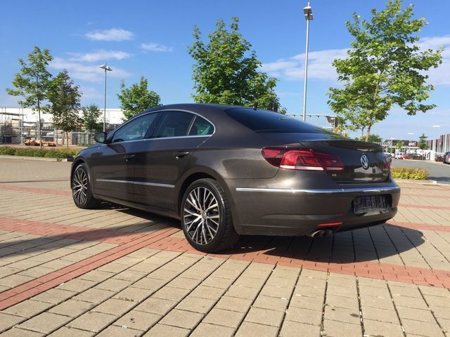 Gebraucht VW CC 190 PS (139 kW) 2012 Braun metallic Limousine