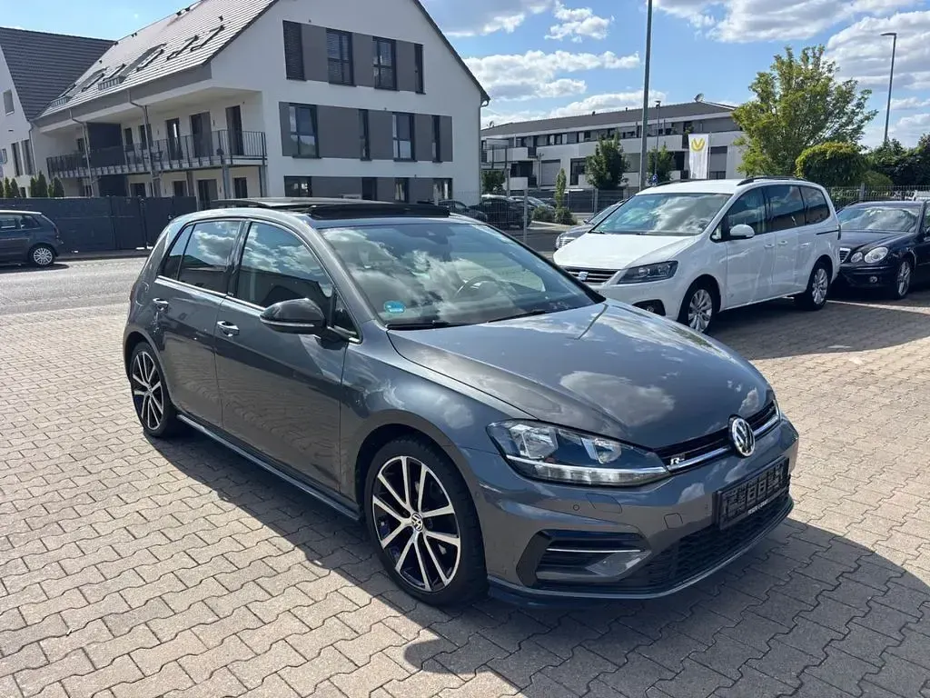 Gebraucht VW Golf VII IQ Drive 150 PS (110 kW) 2019 Grau Limousine