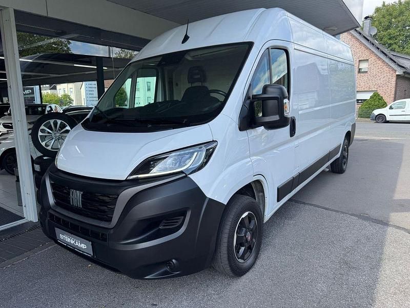 Weiß Gebraucht 2022 Fiat Ducato Van | 18.790 € - Bild 1/4