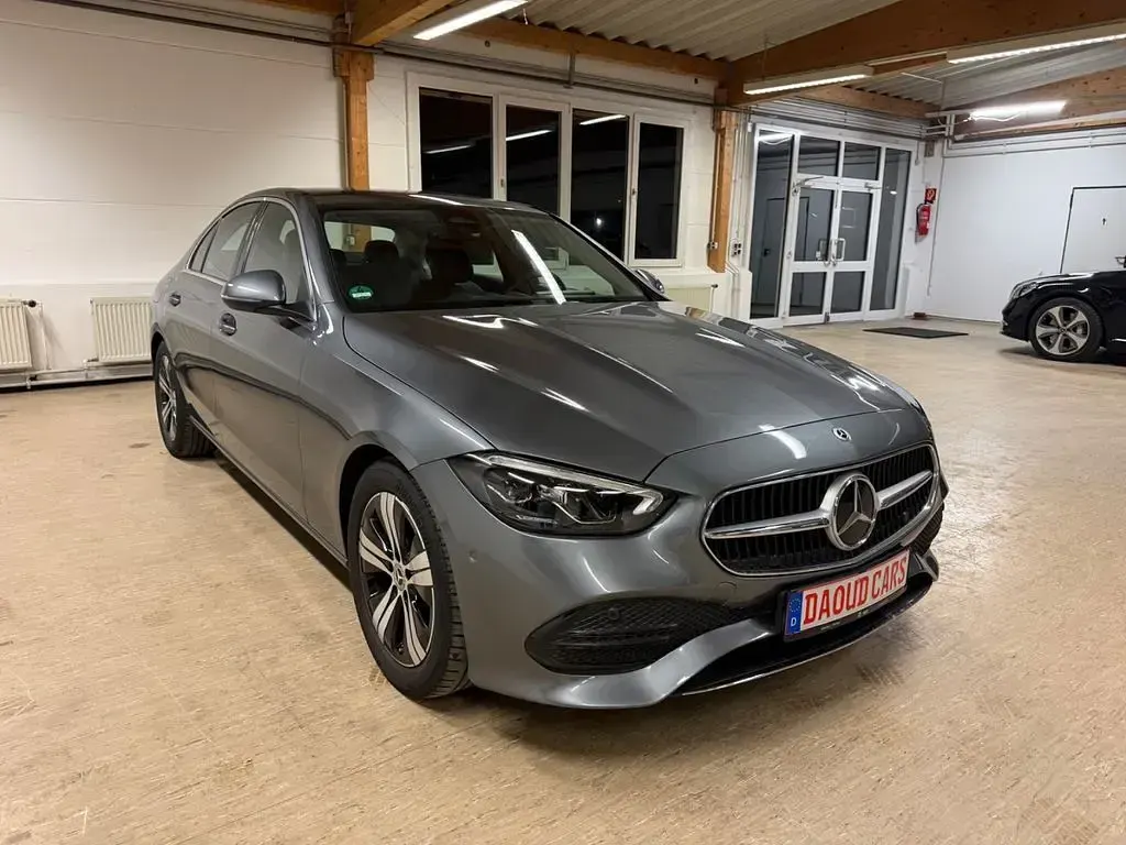 Gebraucht Mercedes C200 Avantgarde 204 PS (150 kW) 2022 Grau Limousine