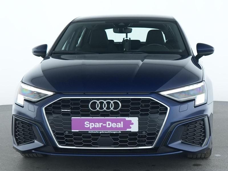 Używany Audi A3 S-Line 200 KM (147 kW) 2022 Niebieski Sedan/Limuzyna