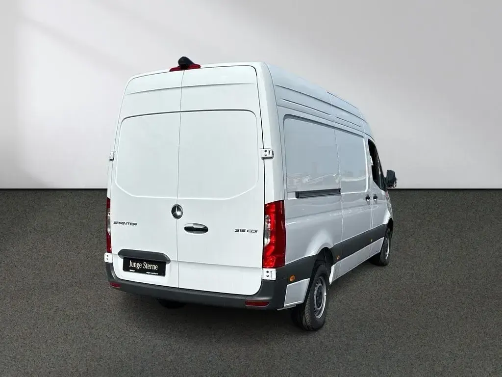 Nouvelle Mercedes Sprinter 150 ch (110 kW) 2026 Noir Van