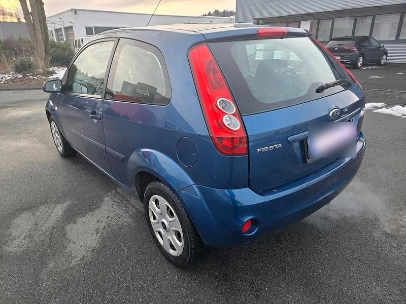 Gebraucht Ford Fiesta 68 PS (50 kW) 2008 Kleinwagen