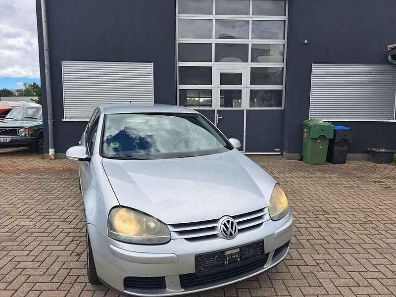 Reflexsilber Gebraucht 2004 VW Golf IV Sportline Kleinwagen | 1.000 € (Fairer Preis) - Bild 1/4