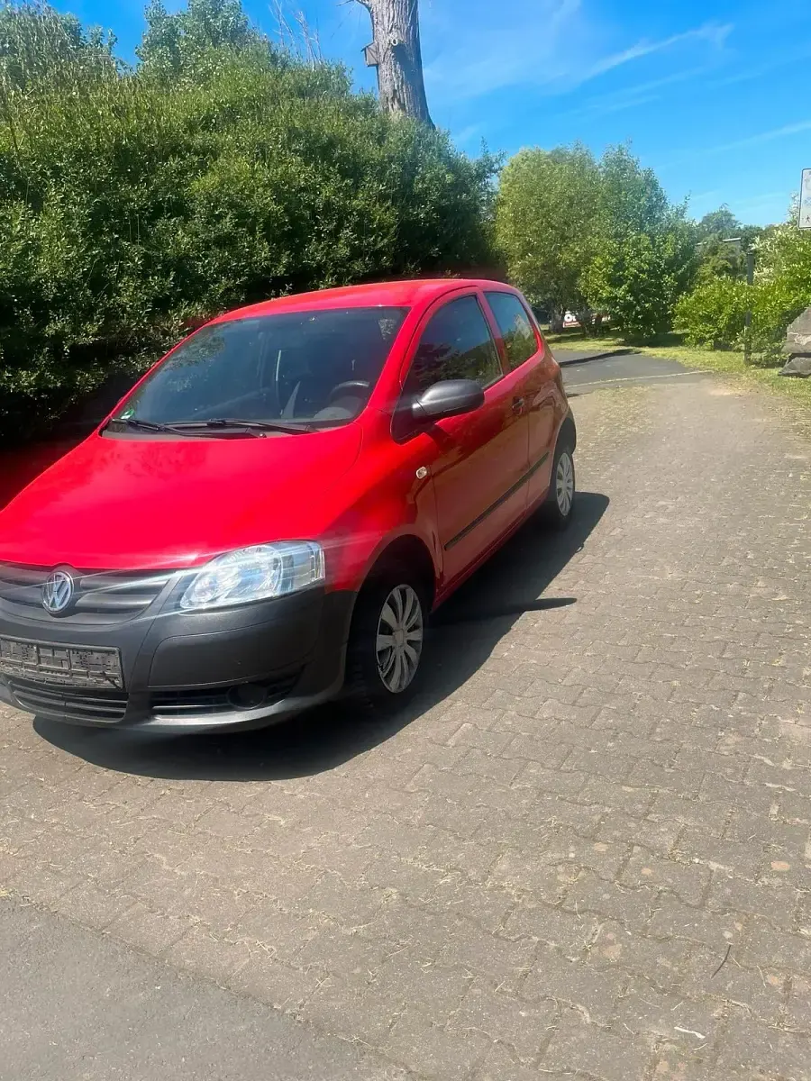 Gebraucht VW Fox 69 PS (50 kW) 2006 Rot Kleinwagen