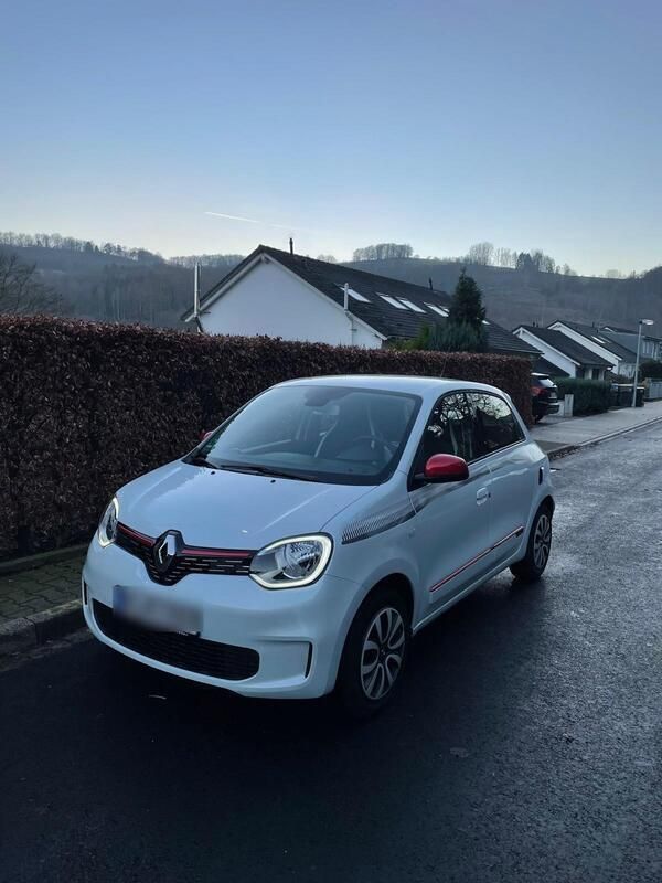 Weiß Gebraucht 2022 Renault Twingo Intens Kleinwagen | 11.490 € (Fairer Preis) - Bild 1/4