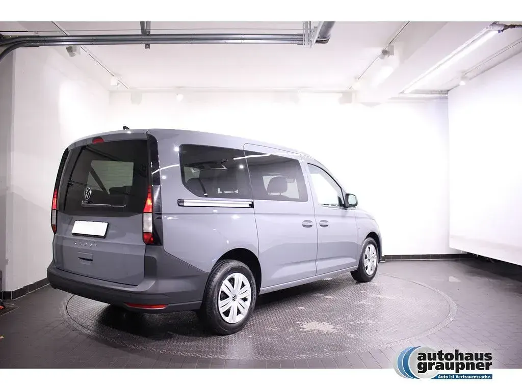 Gebraucht VW Caddy Maxi Basis 102 PS (75 kW) 2025 Pure grey Van / Kleinbus