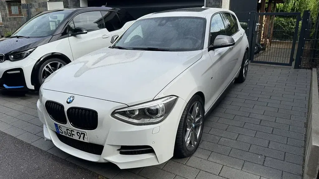 Gebraucht BMW M135 M Performance 320 PS (235 kW) 2014 Weiß Kleinwagen