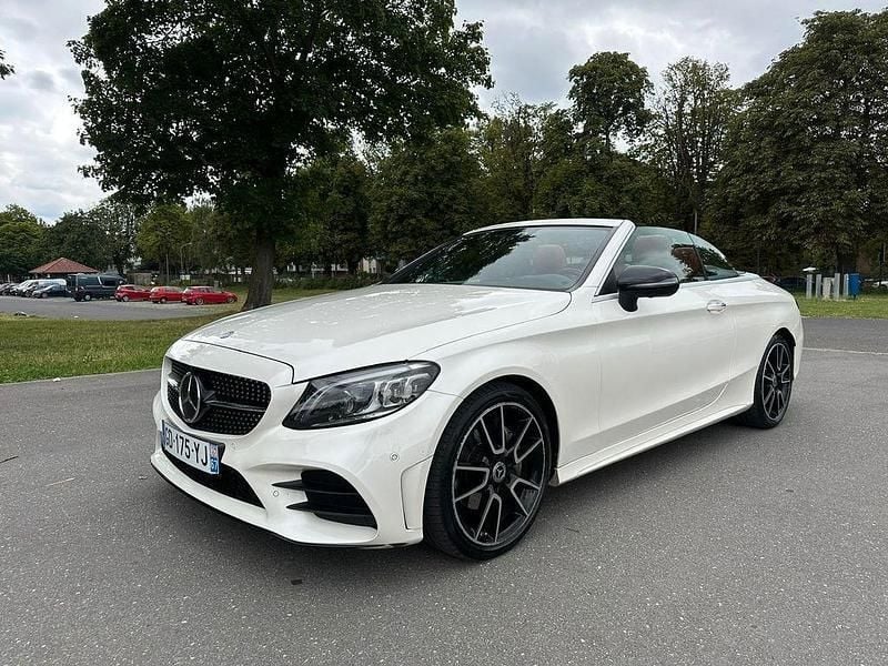 Weiß Gebraucht 2021 Mercedes C220 AMG line Cabrio | 22.950 € (Guter Preis) - Bild 1/4