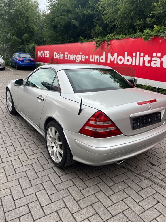 Silber Gebraucht 2000 Mercedes SLK320 Edition Cabrio | 9.850 € (Fairer Preis) - Bild 1/4