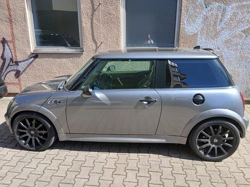 Usado Mini Cooper S 210 HP (154 kW) 2002 Citadino