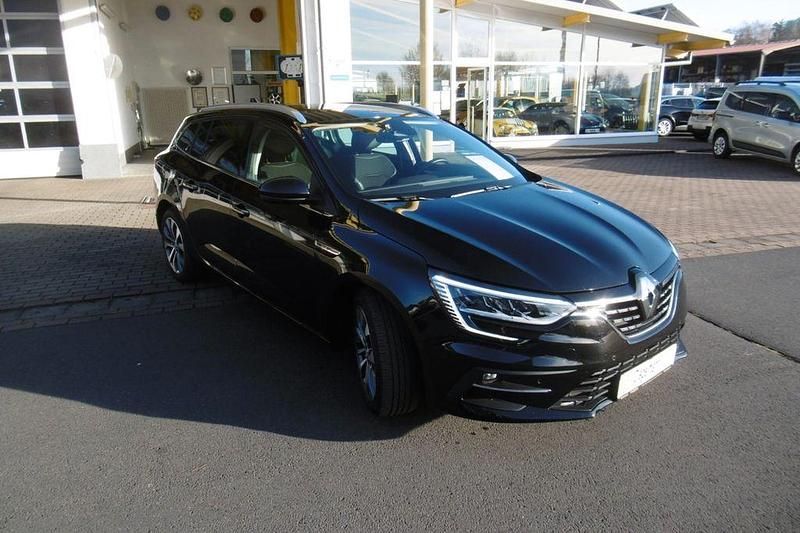 Gebraucht Renault Mégane IV Techno 140 PS (102 kW) 2024 Schwarz Limousine
