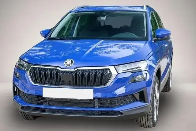 Neu Skoda Karoq Selection 150 PS (110 kW) 2026 Manufacturer SUV