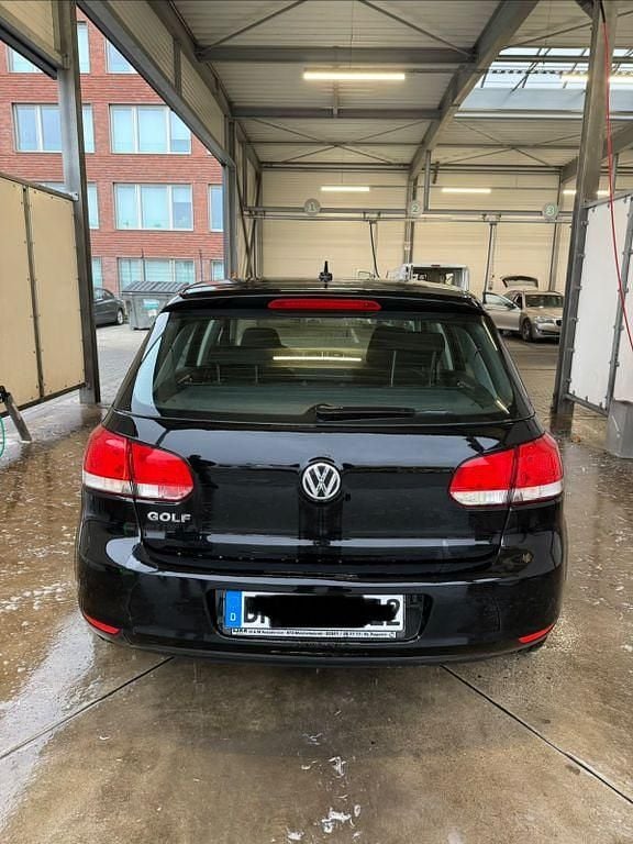 Gebraucht VW Golf VI 80 PS (58 kW) 2009 Schwarz Kleinwagen