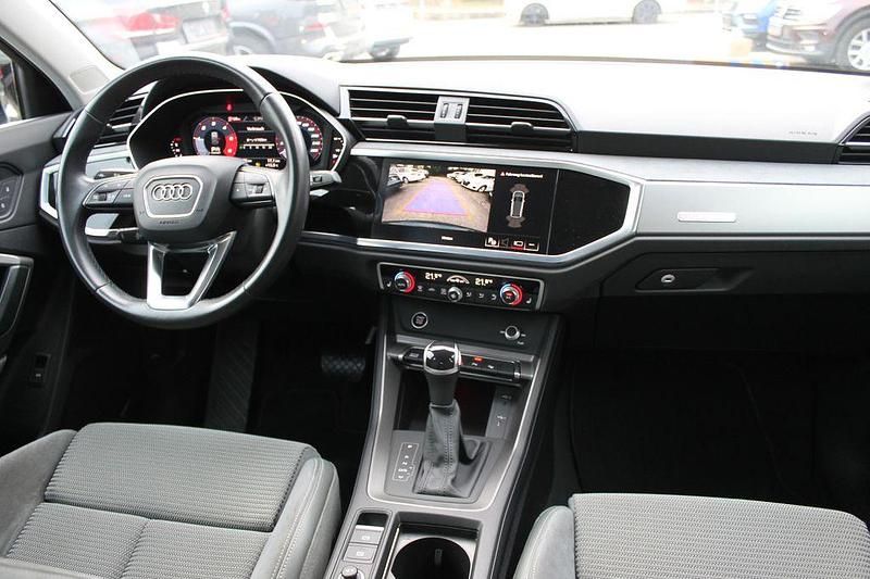 Gebraucht Audi Q3 Advanced 150 PS (110 kW) 2022 Grau SUV