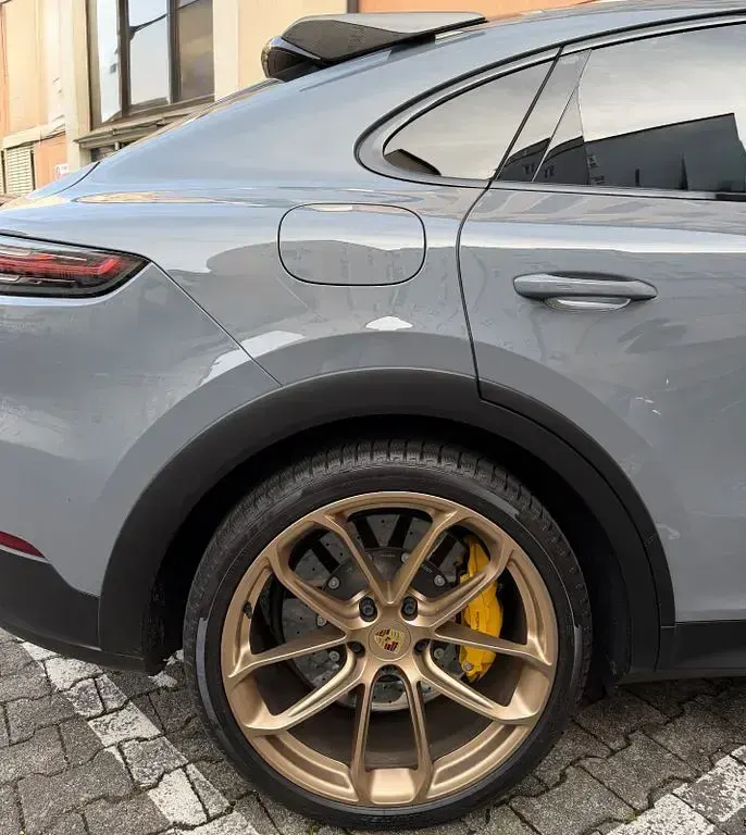 Gebraucht Porsche Cayenne 640 PS (470 kW) 2022 Grau SUV