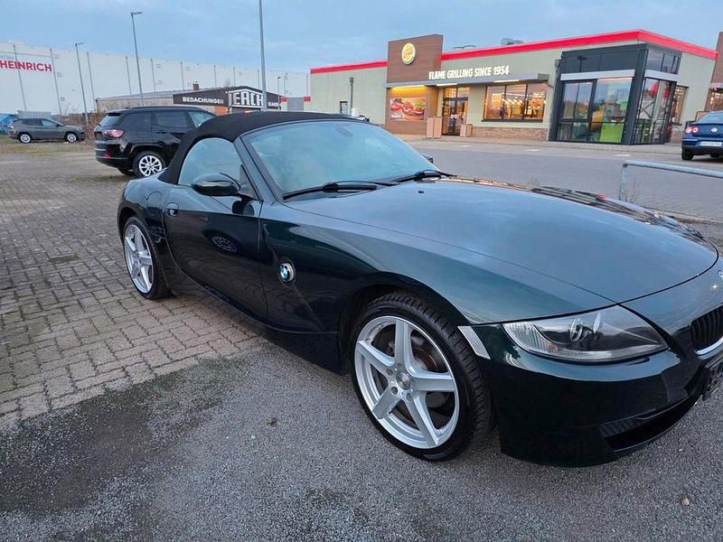 Gebraucht BMW Z4 Sport Line 150 PS (110 kW) 2007 Tiefgruen Cabrio