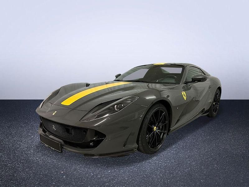 Grigio scuro Gebraucht 2024 Ferrari 812 Cabrio | 579.899 € - Bild 1/4