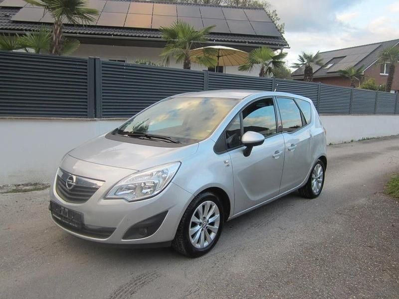 Silber Gebraucht 2012 Opel Meriva Van / Kleinbus | 2.890 € (Superpreis) - Bild 1/4