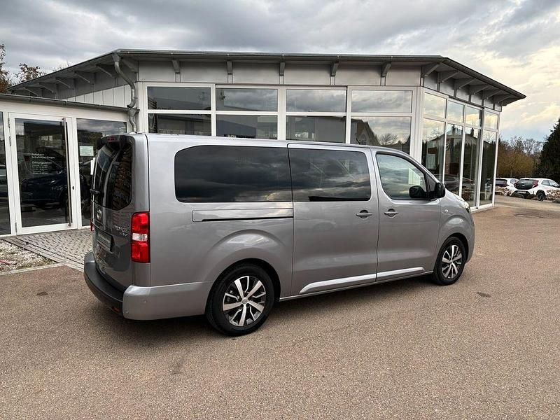 Gebraucht Toyota Proace 177 PS (130 kW) 2025 Silber Van / Kleinbus