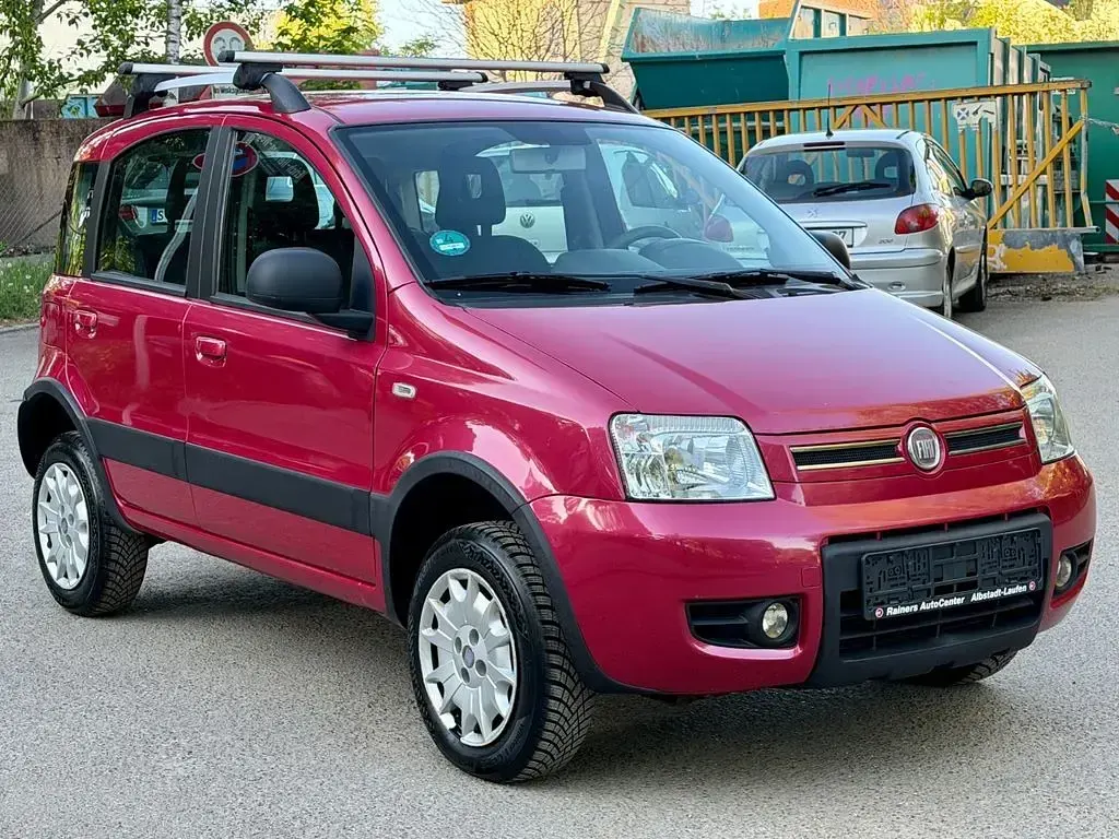Gebraucht Fiat Panda 4x4 Climbing 75 PS (55 kW) 2012 Violett Kleinwagen