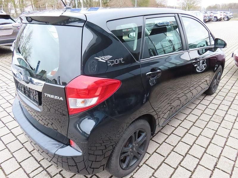 Gebraucht Subaru Trezia Active 99 PS (72 kW) 2012 Schwarz Kleinwagen
