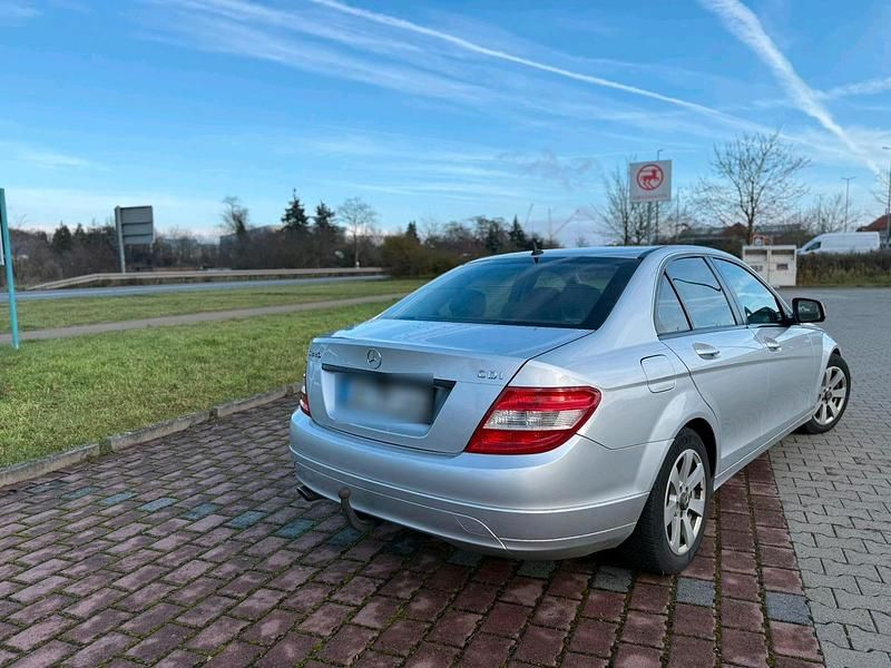 Gebraucht Mercedes C220 170 PS (125 kW) 2007 Silber Limousine