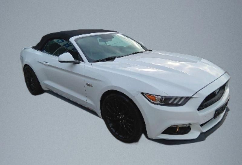 Gebraucht Ford Mustang GT Convertible 421 PS (309 kW) 2017 Weiß Cabrio