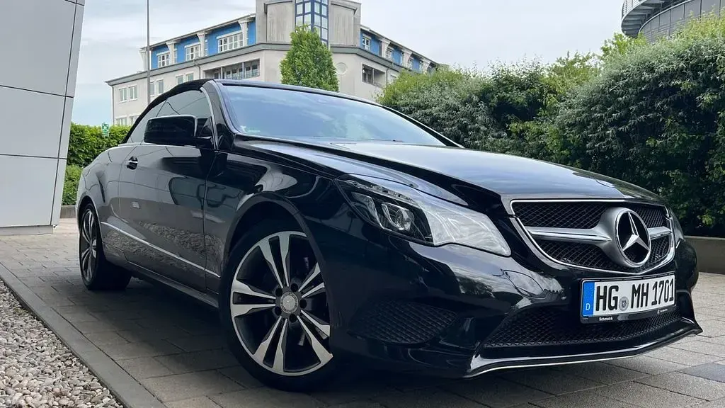 Gebraucht Mercedes E350 258 PS (189 kW) 2015 Schwarz Cabrio