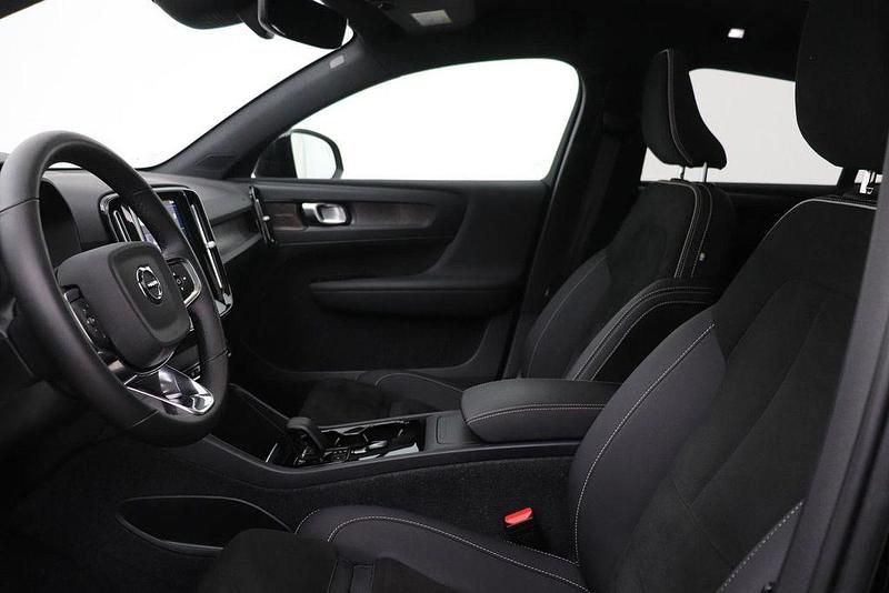 Gebraucht Volvo C40 300 kW (408 PS) 2022 Schwarz SUV