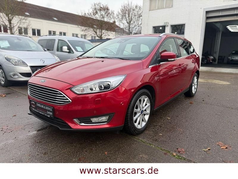 Rot Gebraucht 2016 Ford Focus Titanium Kombi | 10.990 € (Fairer Preis) - Bild 1/4