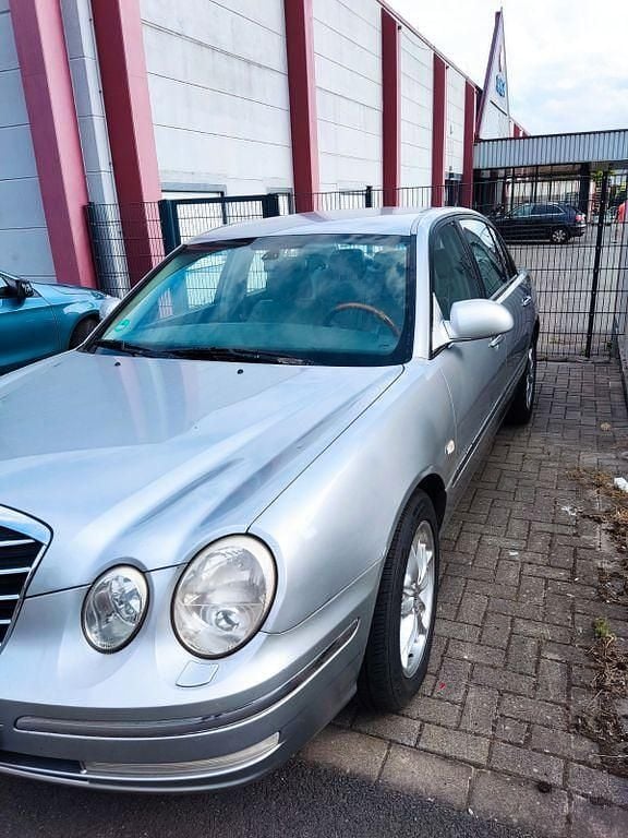 Silber Gebraucht 2005 Kia Opirus Limousine | 1.400 € - Bild 1/4