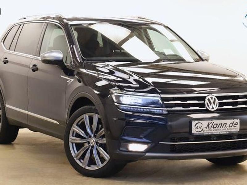 Schwarz Gebraucht 2018 VW Tiguan Allspace Highline SUV | 25.499 € (Etwas zu teuer) - Bild 1/4