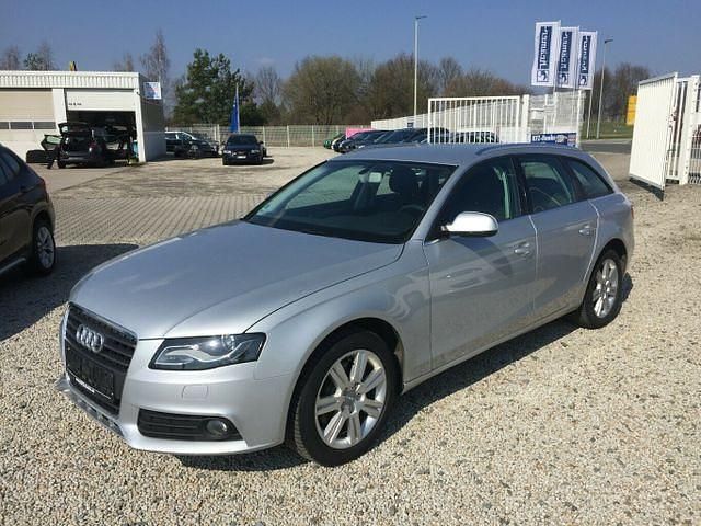 Gebraucht Audi A4 Ambiente 160 PS (117 kW) 2010 Silber Kombi