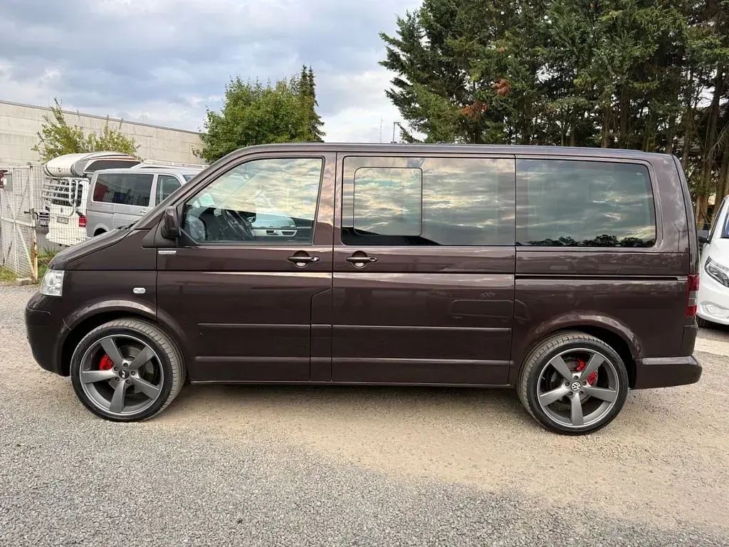 Używany VW T5 Edition 174 KM (127 kW) 2006 Purpurowy Van