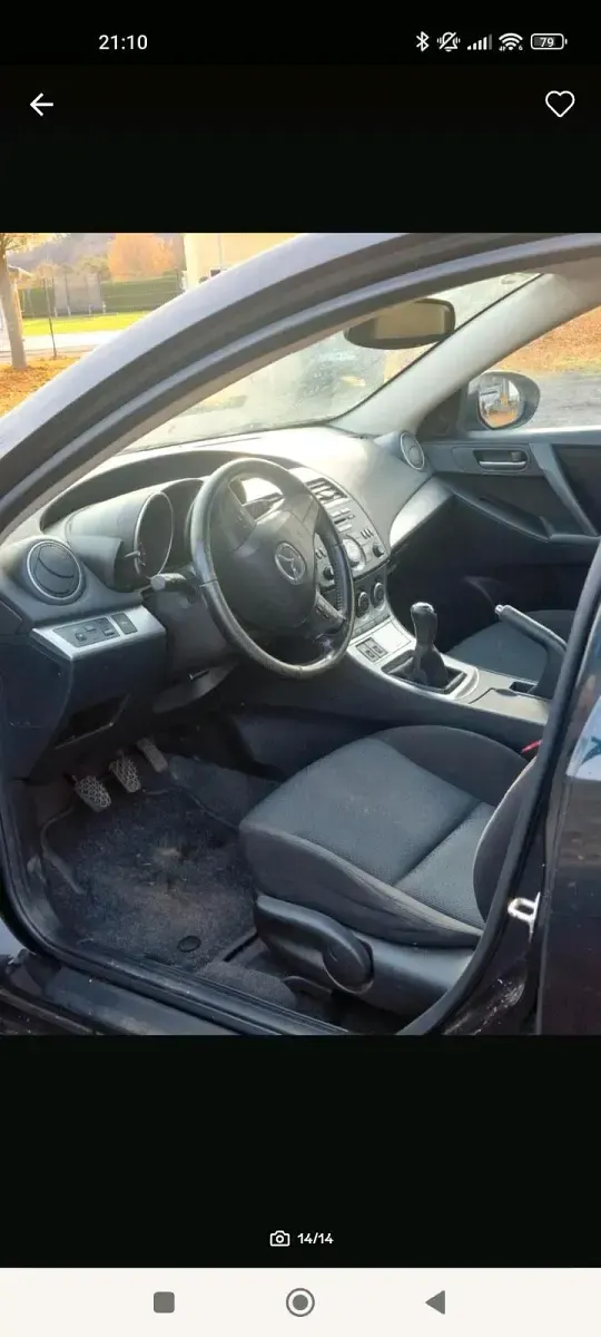 Używany Mazda 3 180 KM (132 kW) 2011 Czarny Sedan/Limuzyna