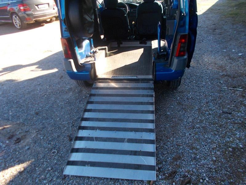 Gebraucht Citroën Berlingo 90 PS (66 kW) 2000 Blau Van / Kleinbus