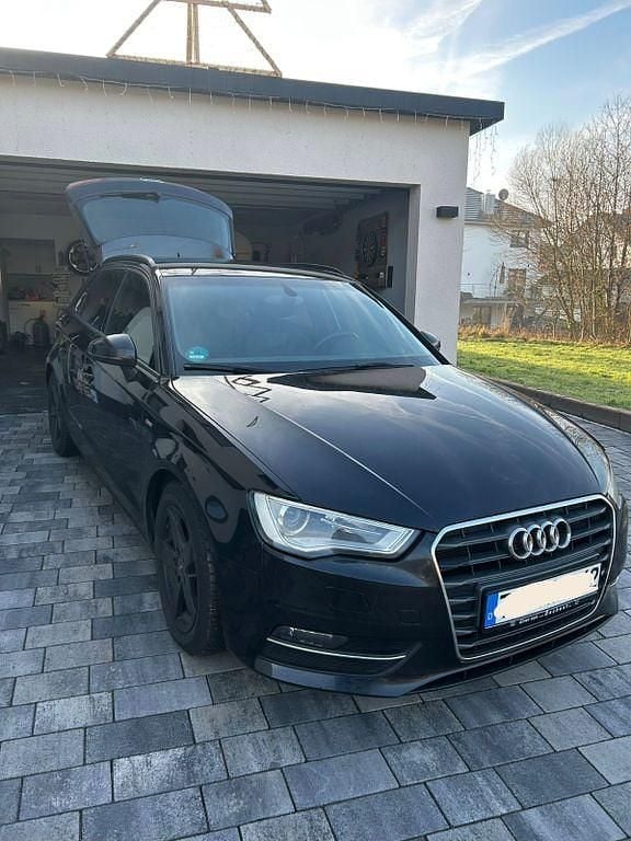 Schwarz Gebraucht 2014 Audi A3 S-Line Limousine | 9.500 € (Guter Preis) - Bild 1/4