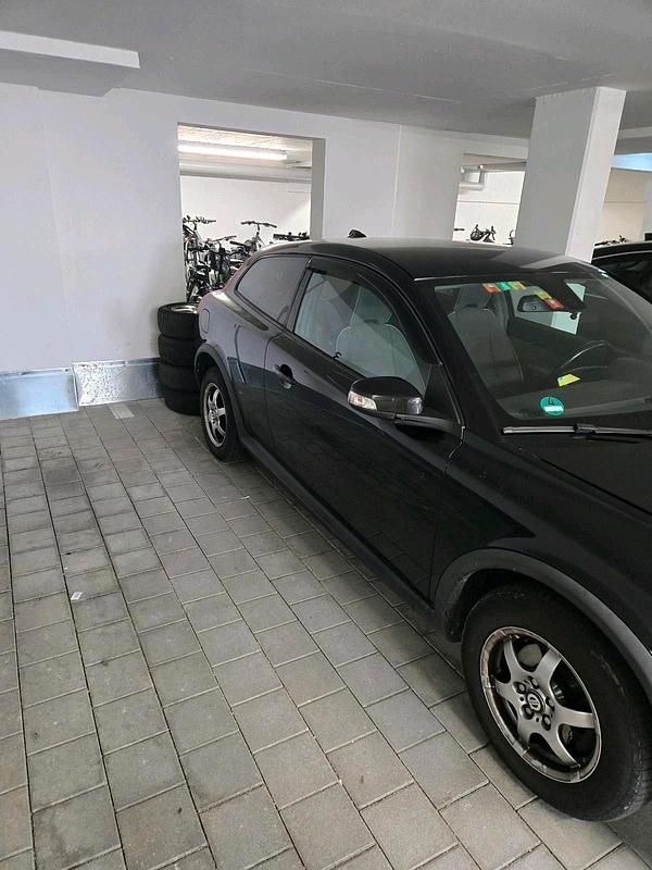 Gebraucht Volvo C30 101 PS (74 kW) 2010 Schwarz Kleinwagen