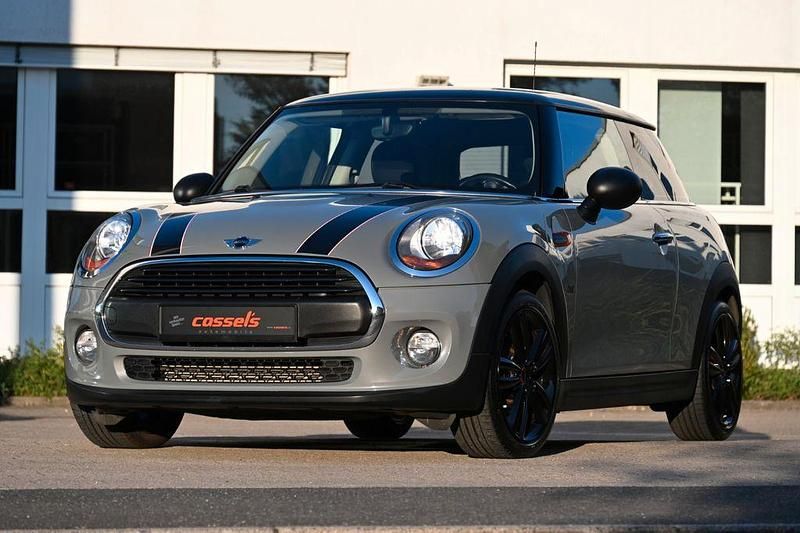 Grau Gebraucht 2017 Mini ONE Kleinwagen | 10.900 € (Fairer Preis) - Bild 1/4