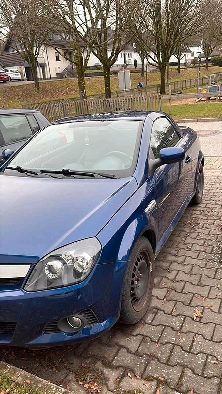 Gebraucht Opel Tigra 90 PS (66 kW) 2005 Blau Cabrio