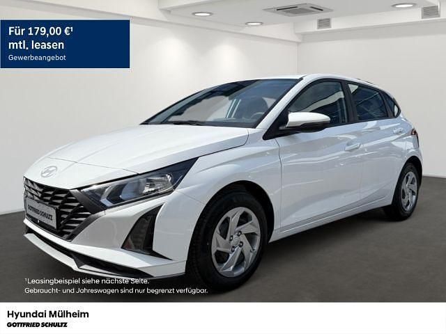 Weiß Neu 2025 Hyundai i20 Select Limousine | 18.880 € (Fairer Preis) - Bild 1/4