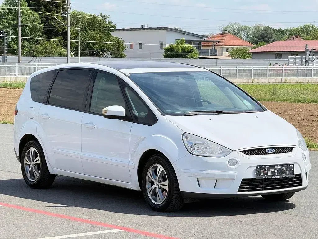 Gebraucht Ford S-MAX Trend 116 PS (85 kW) 2008 Weiß Van / Kleinbus