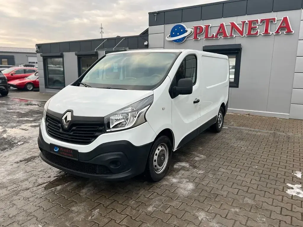 Second-hand Renault Trafic 95 CP (69 kW) 2019 Alb Monovolum