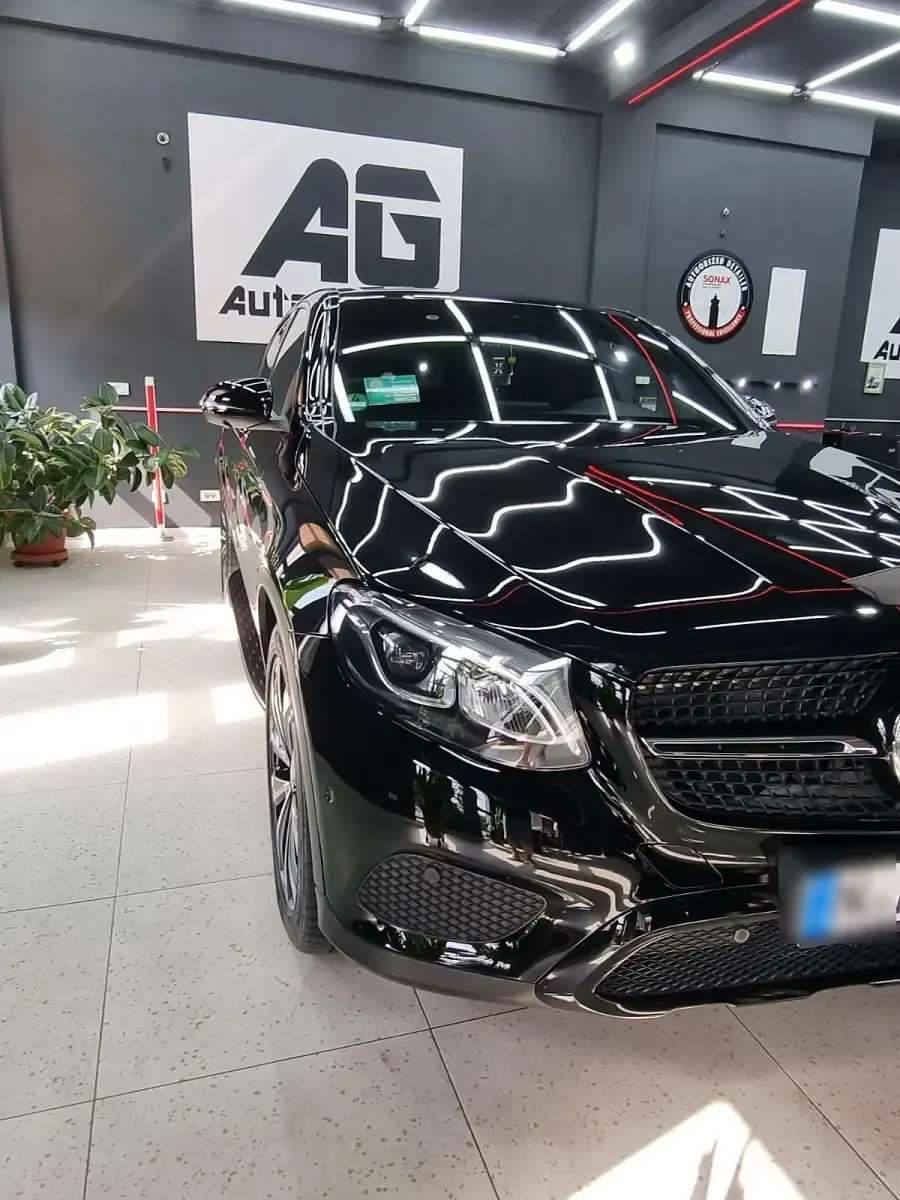Gebraucht Mercedes GLC350 AMG line 258 PS (189 kW) 2019 Schwarz SUV